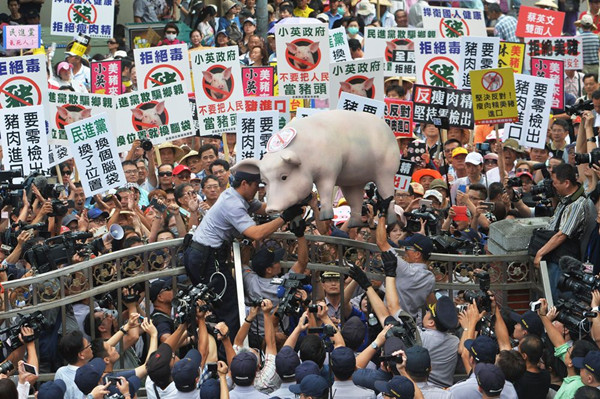 台「立法院」瘦肉精美猪议题朝野攻防白热化