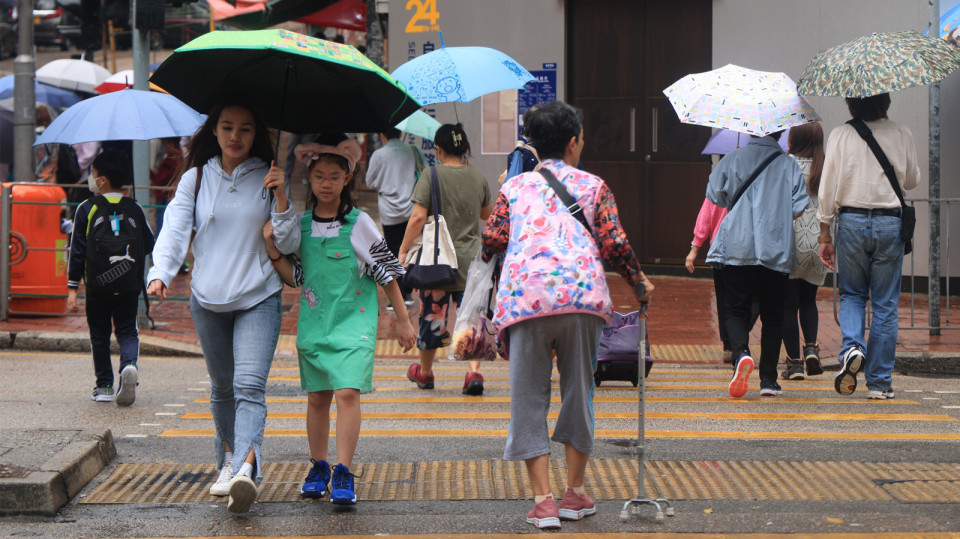 天文台：黃雨警告取消 周末仍有驟雨雷暴