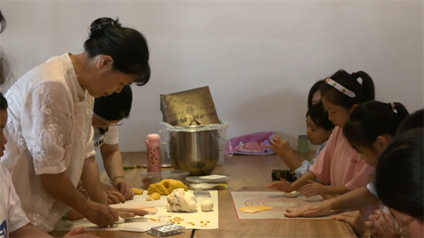 皖徽州區：徜徉山水間  民宿慢生活