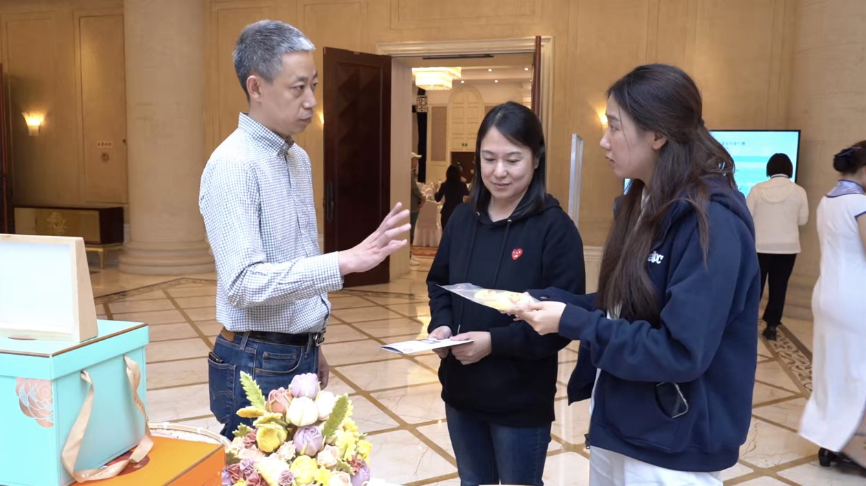 「花餑餑」亮相哈爾濱地方特色產品展 驚艷中國企業家太陽島年會