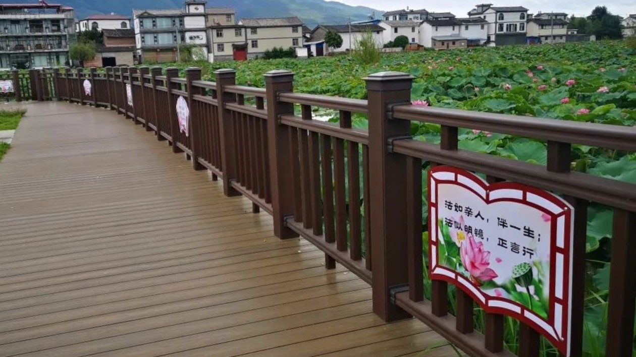 雲南鶴慶：法治文化主題小公園  凝聚民族團結進步大力量