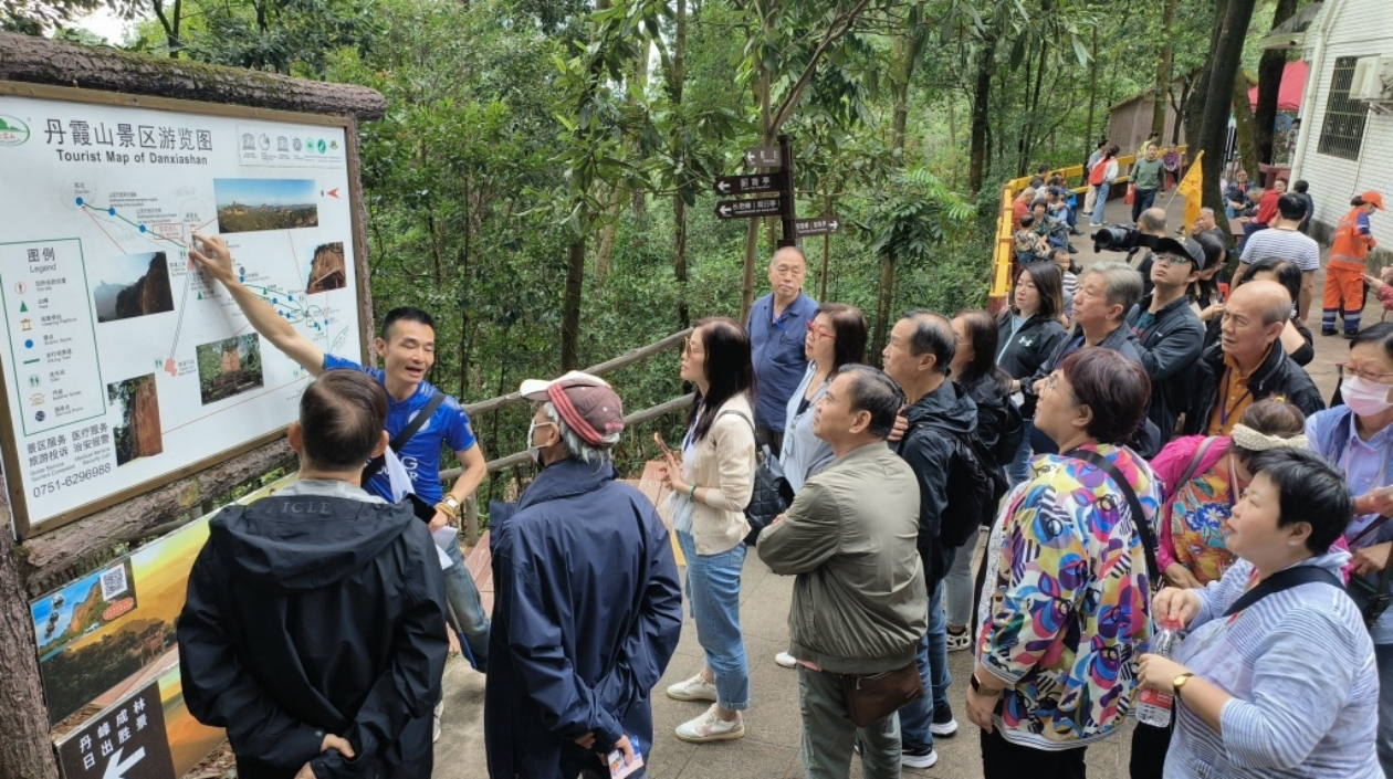 香港旅行社東主協會會長葉慶寧率團考察韶關 推動港韶旅遊產業深度合作