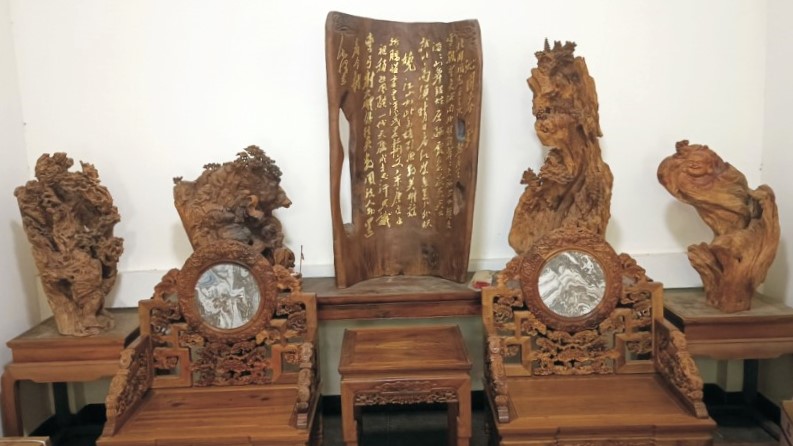 【藝術】鑒賞國木 金絲楠木