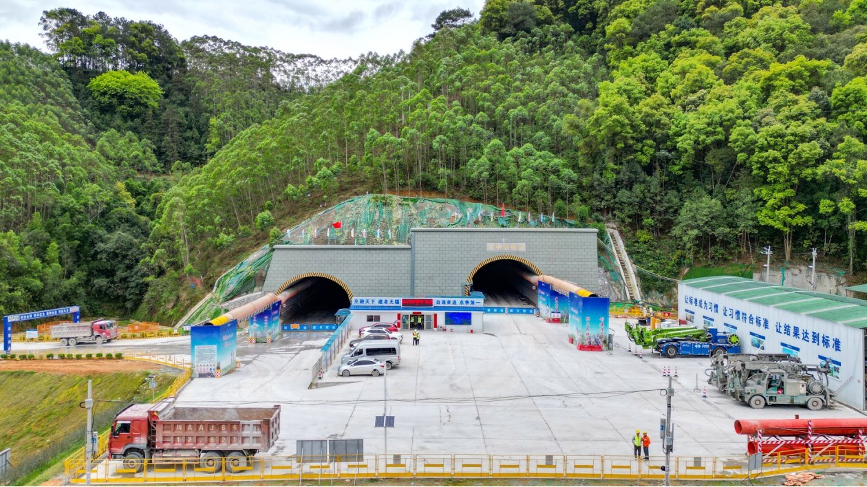 全州至容縣公路(平南至容縣段)項目建設迎來「開門紅」