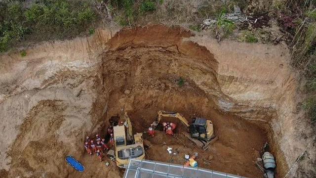 雲南西雙版納一茶廠發生土方坍塌 確認3人遇難