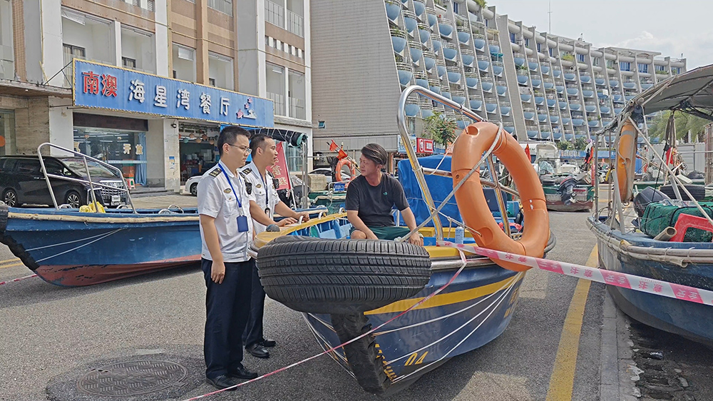 深圳涉客船舶全部停航！深圳海事局積極做好颱風「摩羯」防抗工作