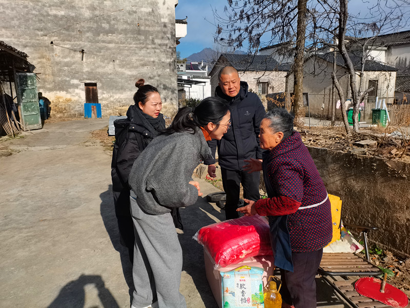 惦念·探視·慰問·幫扶  皖黟縣「助殘暖冬」見行動