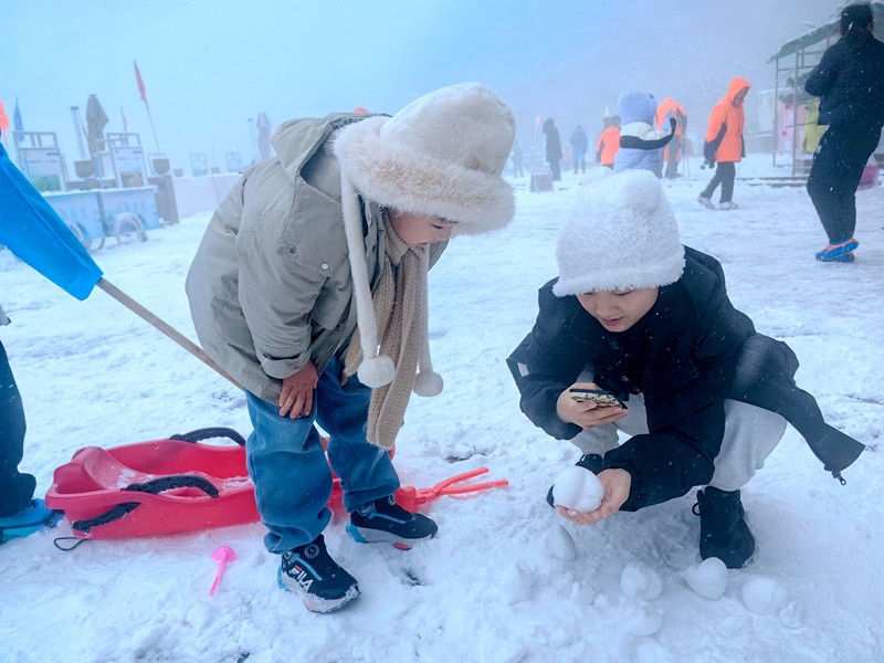 有片 | 瑞雪迎新春  黃山美如畫